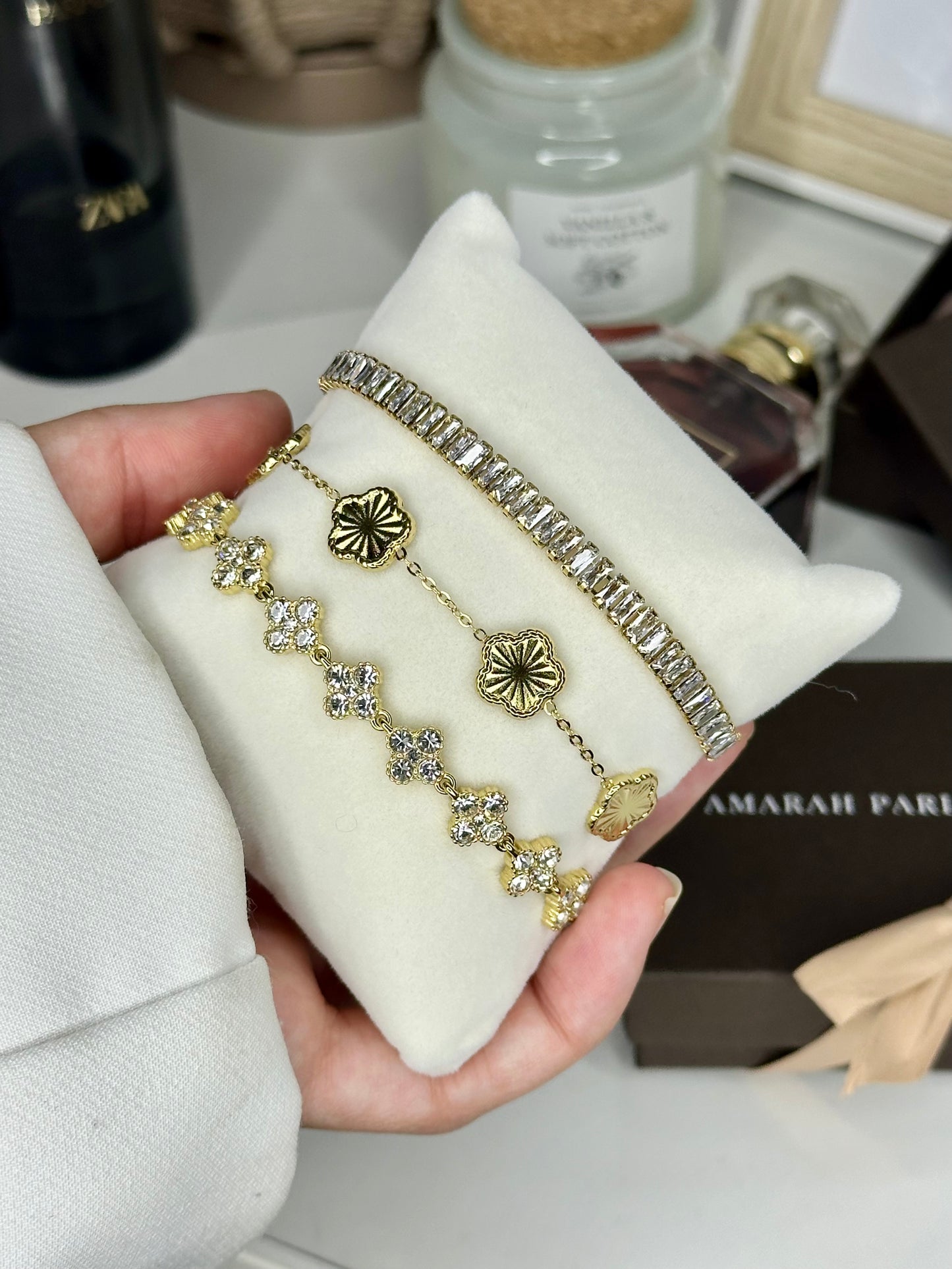Set Amira